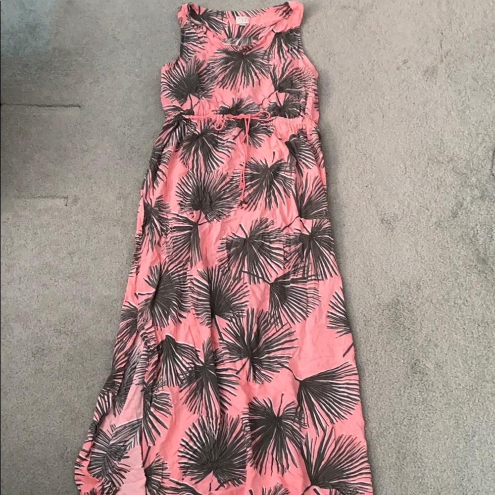 Pink palm sleeveless dress